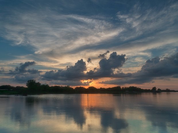 Sunsets at Home Sunsets over Lake Hudson in NE Oklahoma